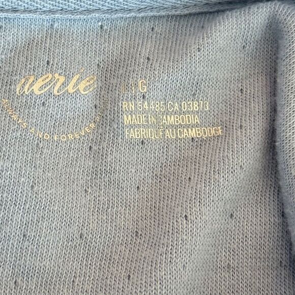 AERIE LONG SLEEVE INCREDIBLY SOFT POCKET TEE LG - Picture 4 of 4